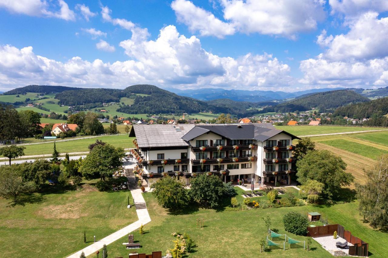Der Trattner - Hotel Trattnerhof & Hotel Schoecklblick Semriach Bagian luar foto